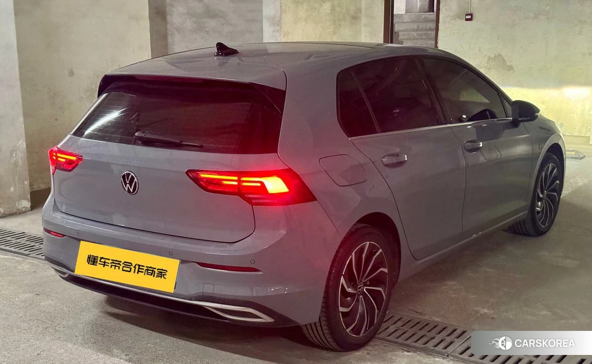 Volkswagen Golf 2020 Темно-серый из Китая, фото 6