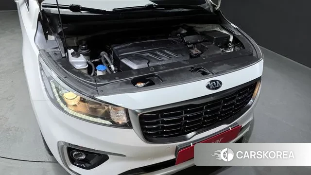 Kia The New Carnival id 3661841 из Кореи 16