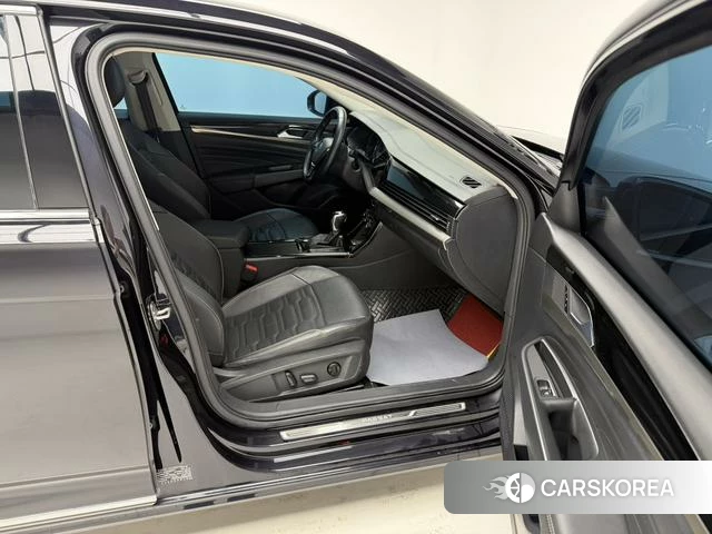 Volkswagen Passat id 4321048 из Китая 13