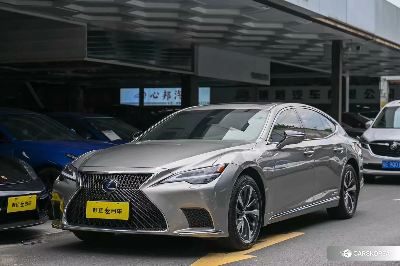 Lexus LS id 4452929 из Китая 13