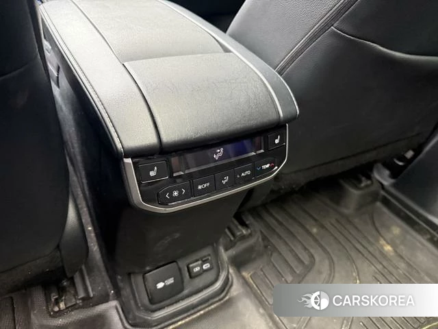 Toyota Crown Lufang id 4276563 из Китая 16