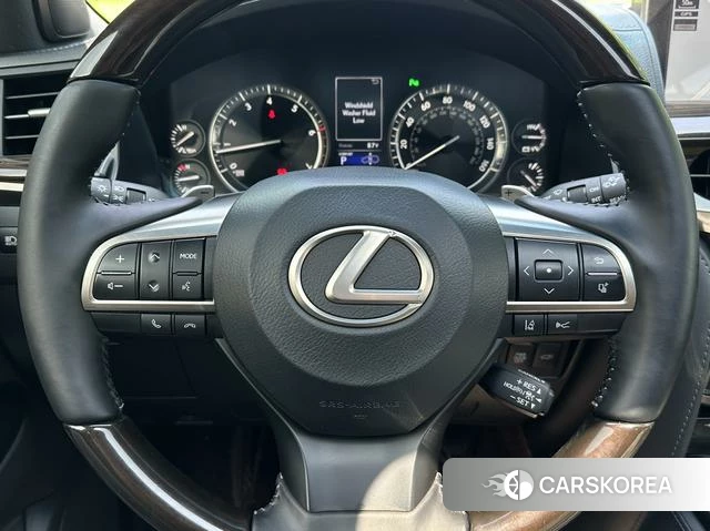 Lexus LX id 4262153 из Китая 12