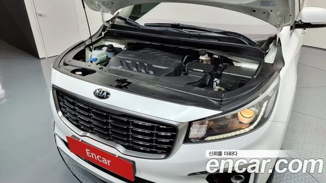 Kia The New Carnival id 2490108 из Кореи 16