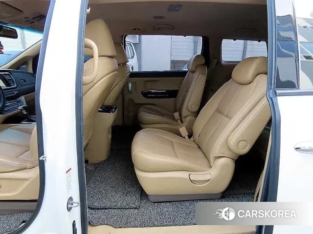 Kia The New Carnival id 3757523 из Кореи 16