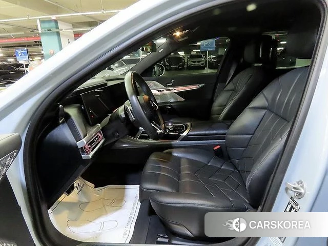 BMW i7 (G70) id 4267023 из Кореи 16