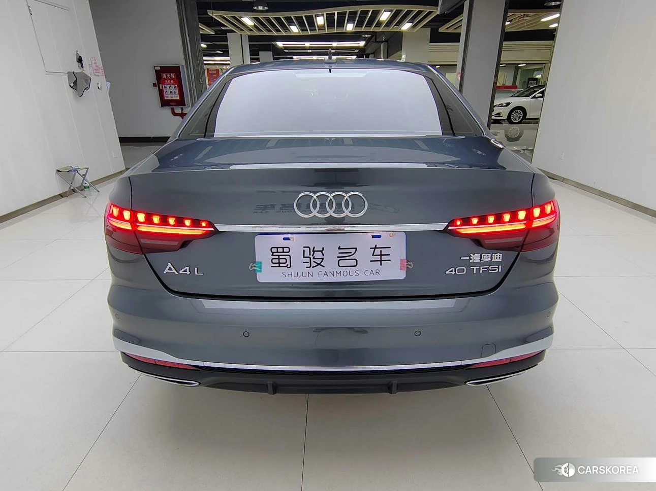 Audi A4L id 4440683 из Китая 15