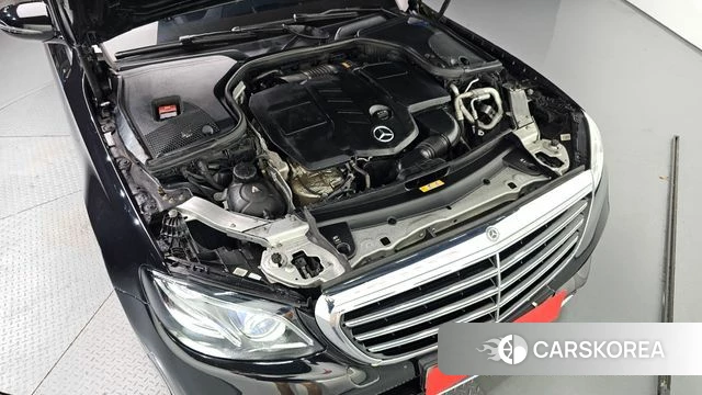 Mercedes-Benz E-Class W213 id 4625994 из Кореи 16