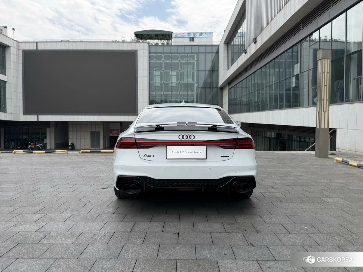 Audi A7 id 4479507 из Китая 7
