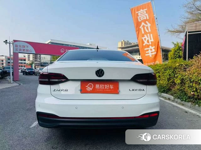 Volkswagen Lavida 2024 Белый из Китая, фото 6