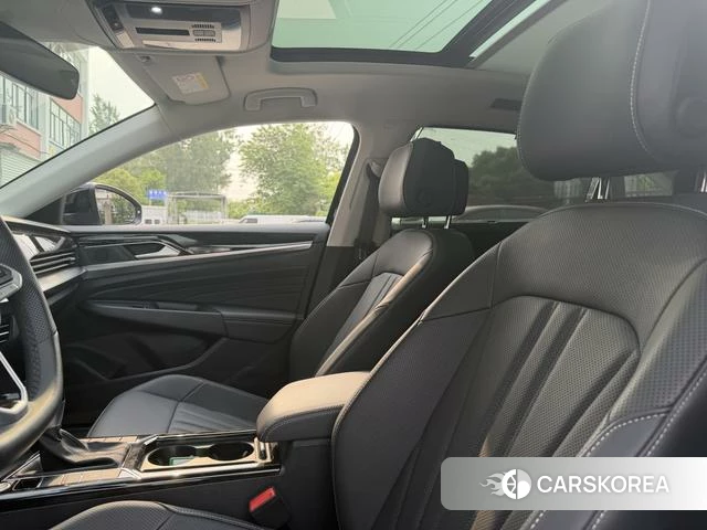 Volkswagen Passat id 4313406 из Китая 16