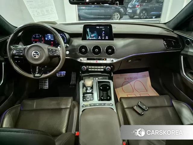 Kia Stinger id 3778945 из Кореи 16