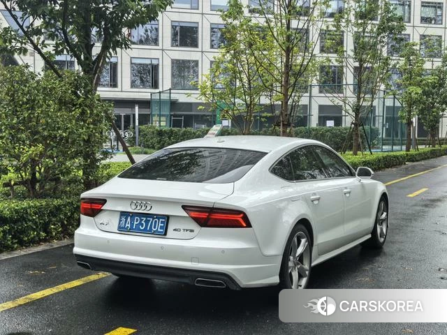 Audi A7 2018 Белый из Китая, фото 6