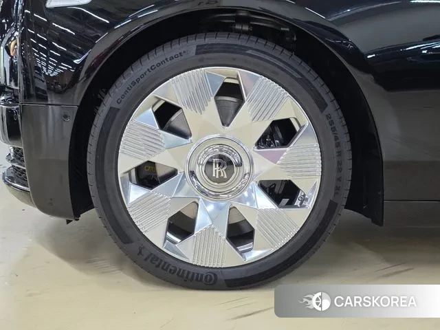 Rolls-Royce Phantom id 3057802 из Кореи 16