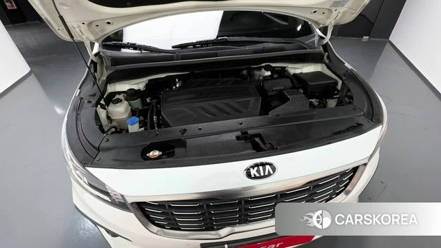 Kia The New Carnival id 3880164 из Кореи 16