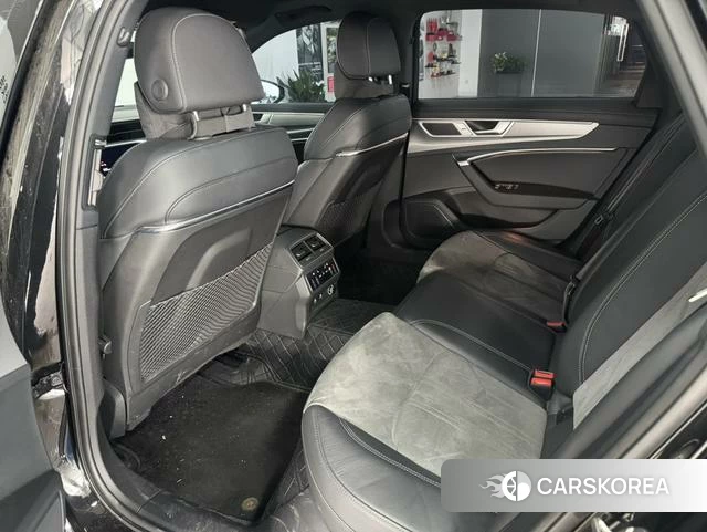 Audi A6L id 4297355 из Китая 8