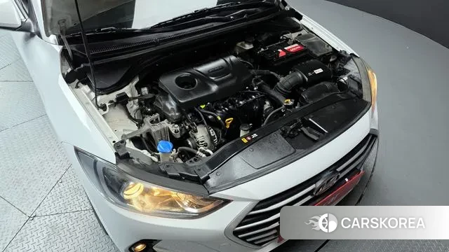 Hyundai Avante AD id 3714048 из Кореи 16