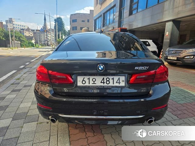 BMW 5 Series (G30) id 4918872 из Кореи 16
