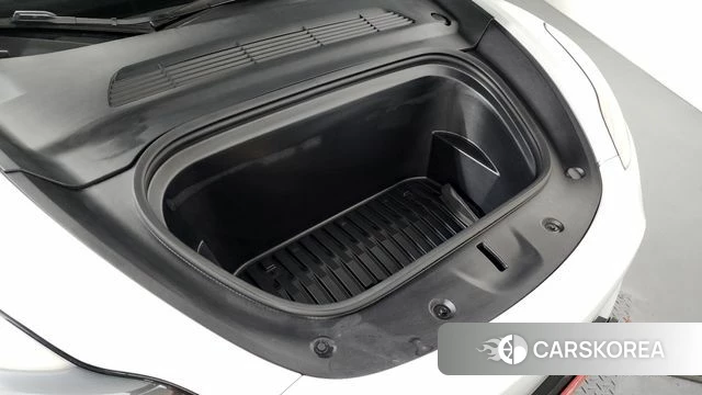 Tesla Model Y id 3883129 из Кореи 17