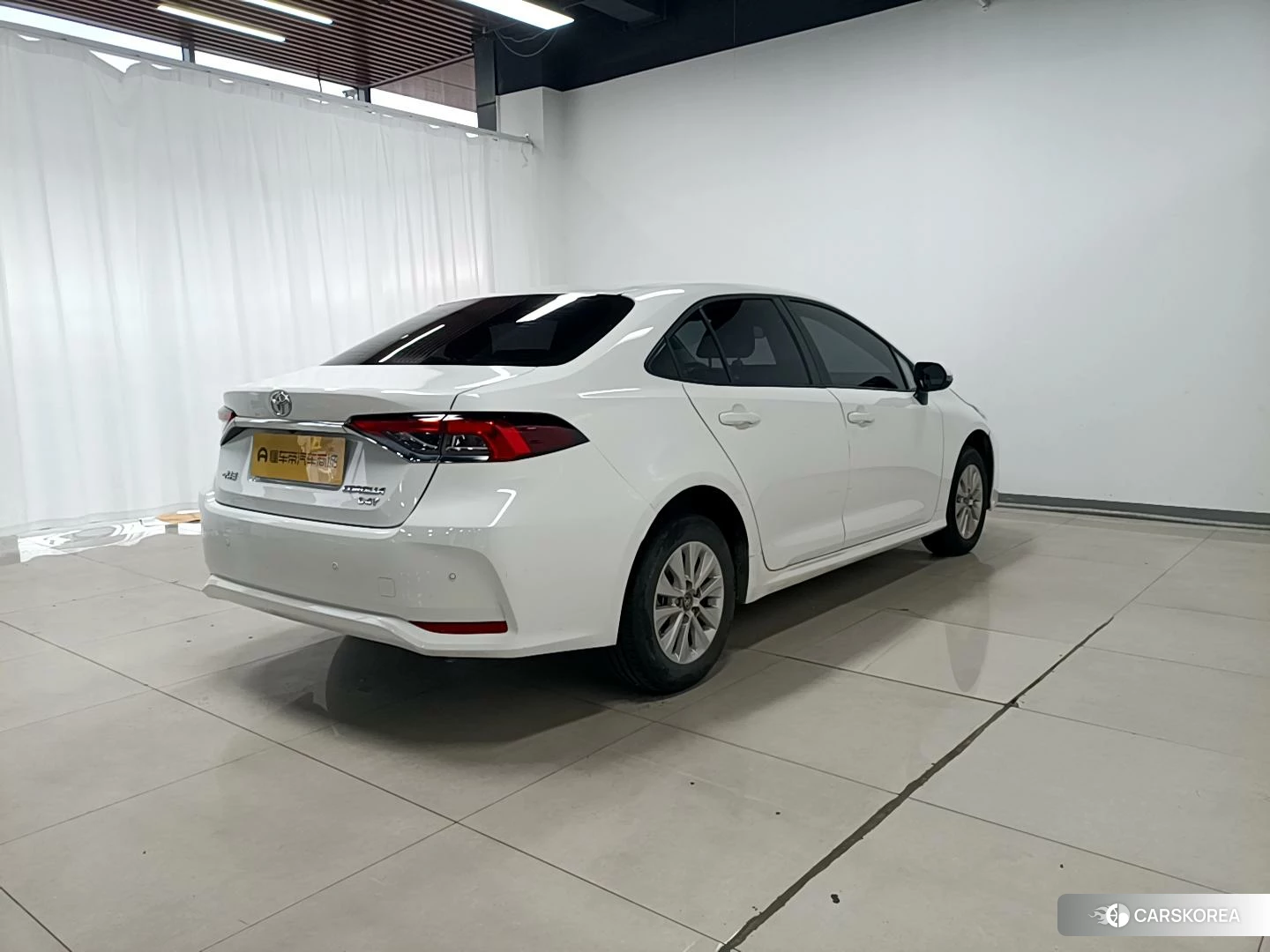 Toyota Corolla id 4426539 из Китая 16