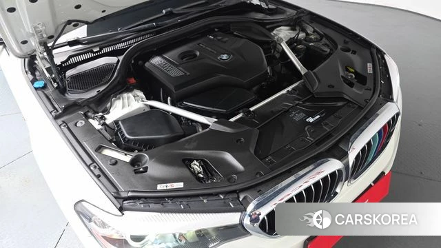BMW 5 Series (G30) id 4397639 из Кореи 29