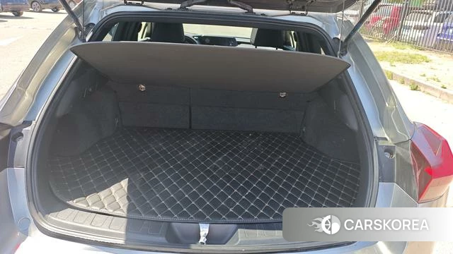Lexus UX id 4279342 из Китая 9