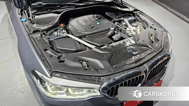 BMW 5 Series (G30) id 4390519 из Кореи 16