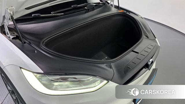 Tesla Model X id 4848018 из Кореи 32