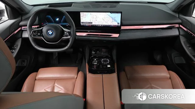 BMW 5 Series (G60) id 4302089 из Кореи 31