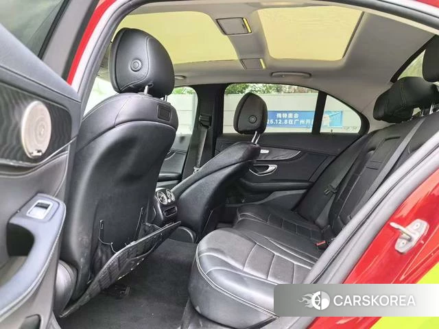 Mercedes-Benz Class C id 3993569 из Китая 6