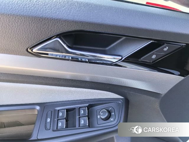 Volkswagen Bora id 4276419 из Китая 19