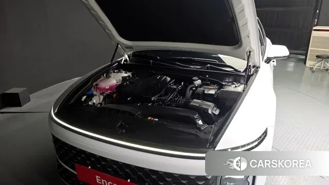 Hyundai Grandeur (GN7) id 3347678 из Кореи 16