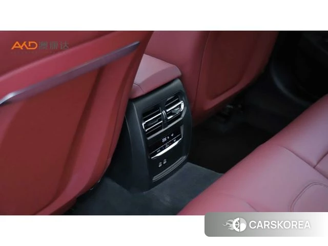 BMW 3 series 2023 Черный из Китая, фото 6