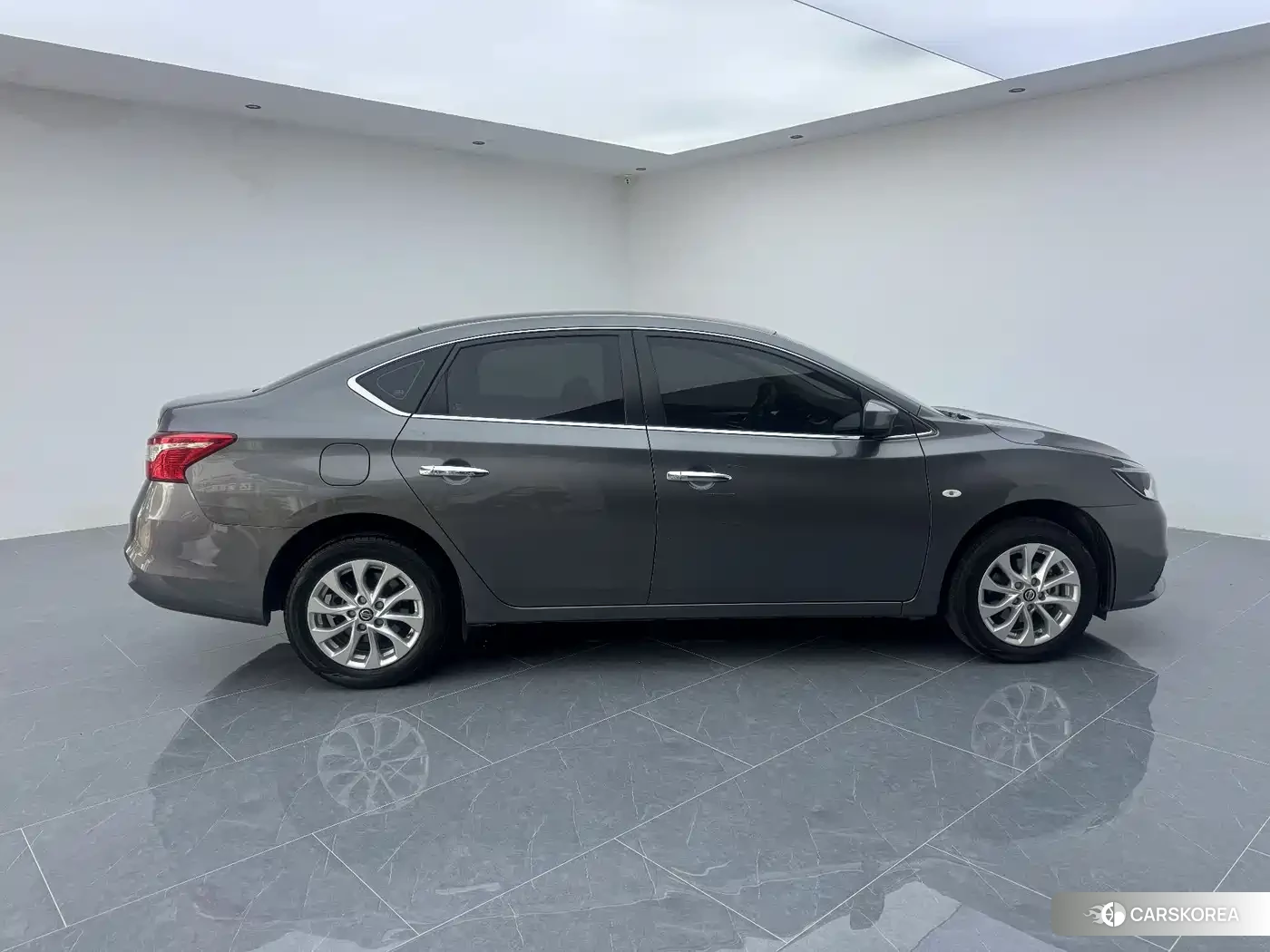 Nissan Sylphy id 4654620 из Китая 14