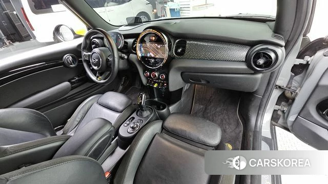 Mini Cooper Electric id 4624729 из Кореи 26