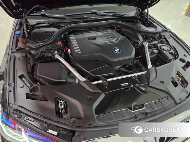 BMW 5 Series (G30) id 4360709 из Кореи 16