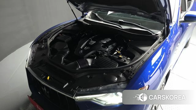 Maserati Levante id 4203715 из Кореи 16