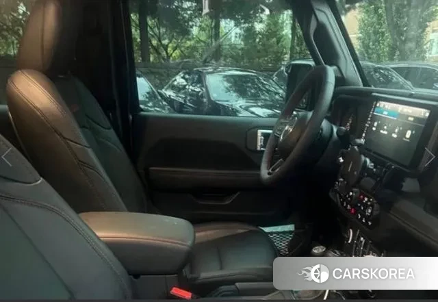 Jeep Wrangler (JL) 2024 Черный из Кореи, фото 6