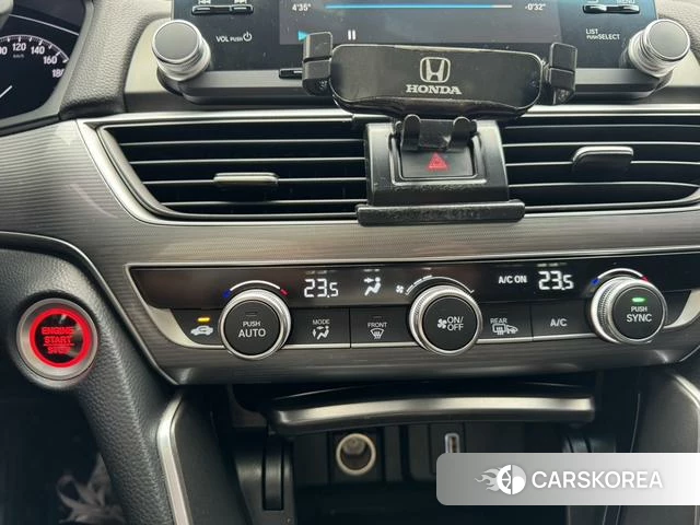 Honda Accord id 3857898 из Китая 26