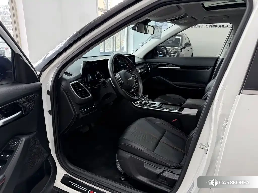 Kia KX3 id 4659844 из Китая 14