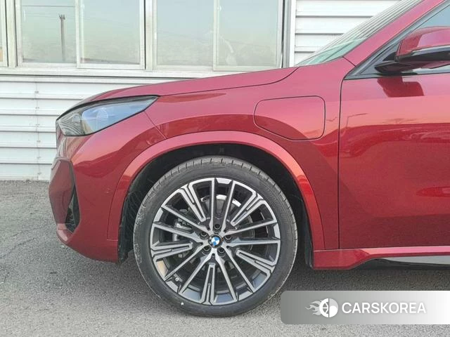 BMW iX1 id 4260337 из Китая 11