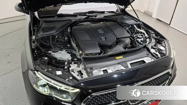 Mercedes-Benz E-Class W214 id 3629219 из Кореи 16