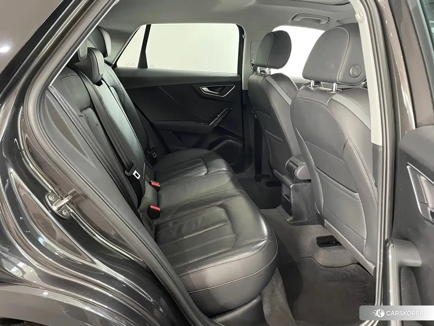 Audi Q2L id 4617061 из Китая 14