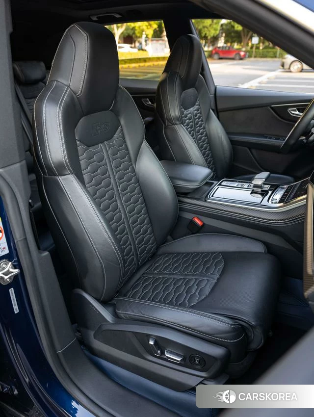 Audi RS Q8 id 4271122 из Китая 19
