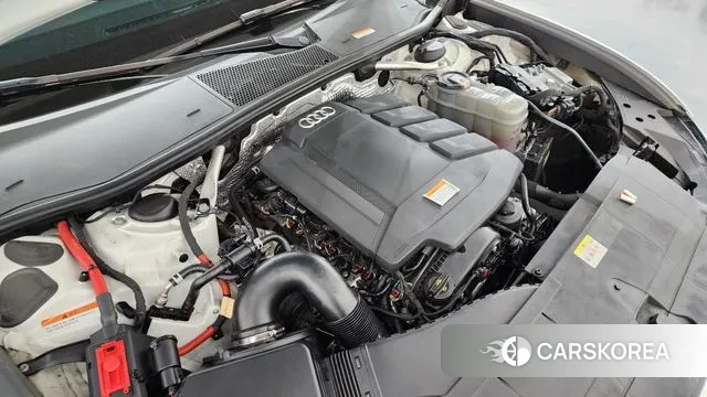 Audi A6 (C8) id 3611818 из Кореи 16