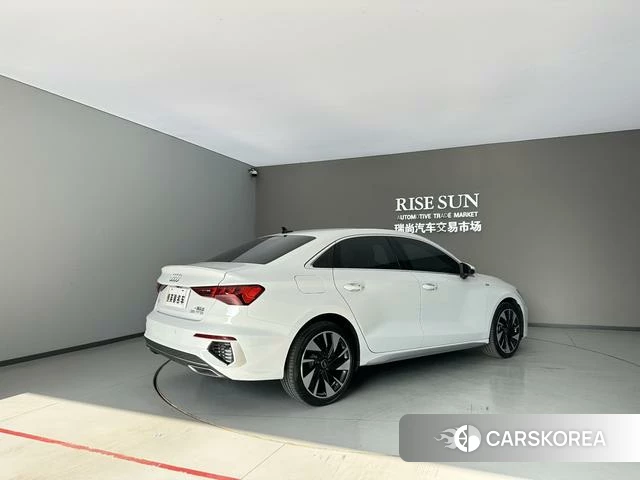 Audi A3 2024 Белый из Китая, фото 6