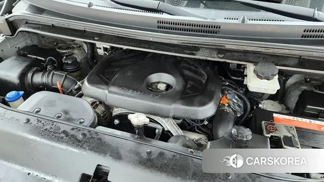 Hyundai The New Grand Starex id 3754163 из Кореи 16