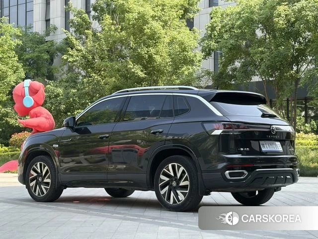Volkswagen Tanyue 2023 Черный из Китая, фото 6