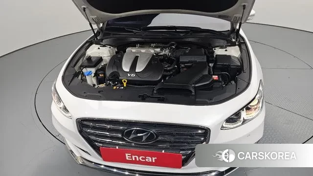 Hyundai Grandeur IG id 3018675 из Кореи 16