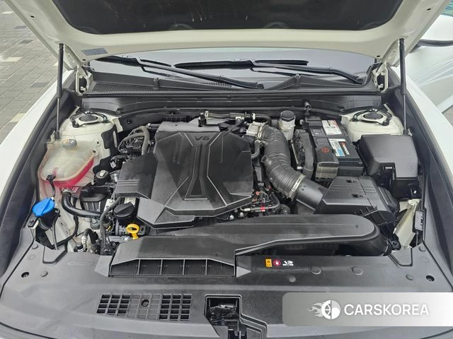 Hyundai Grandeur (GN7) id 4262681 из Кореи 16
