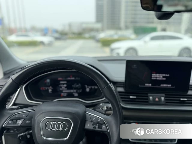 Audi Q5L id 4301448 из Китая 12